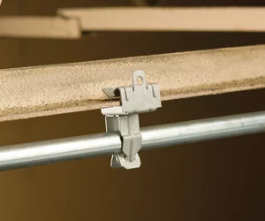 EM-P Conduit to Flange Clip